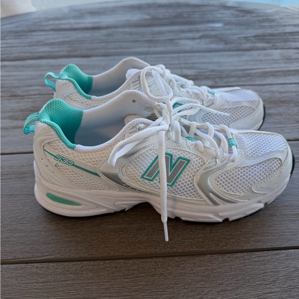 New Balance 530 Sneakers
